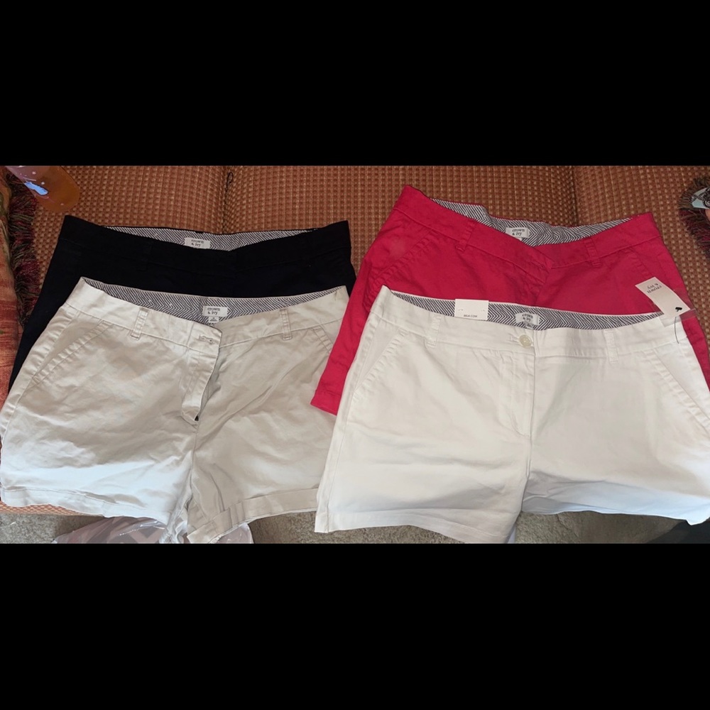 Crown & Ivy shorts